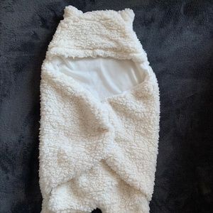 Swaddle blanket